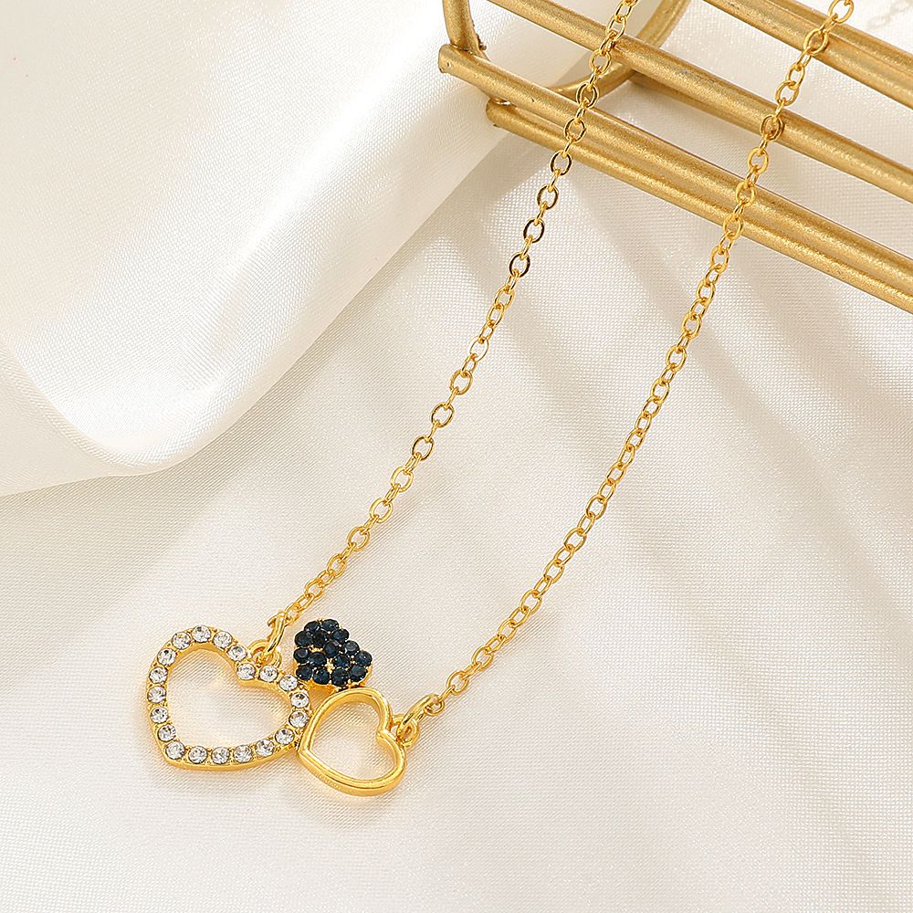Full Diamond Love Necklace Ladies' Love Pendant Necklace Exquisite Three Love Pendants Necklace Ladies' Heart to Heart Necklace Bridal Wedding Jewelry