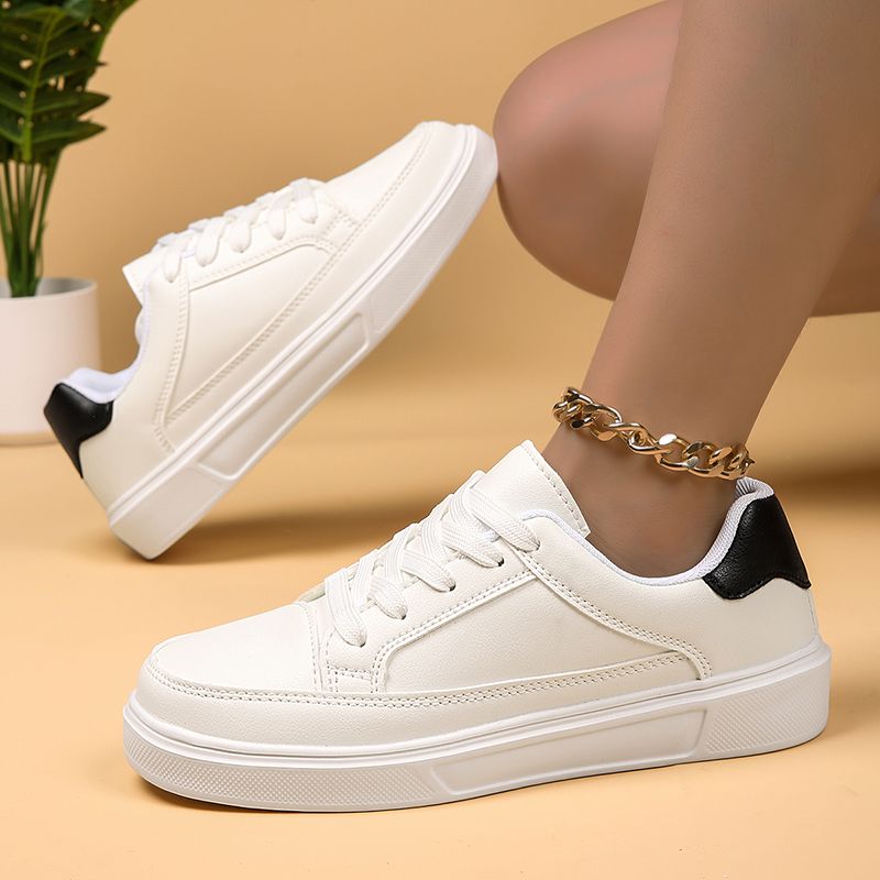 Men Skateboarding Shoes Comfortable Casual Skateboard Shoes Men Solid Leisure Sneakers Lightweight Walking Shoes Outdoor Sport Black