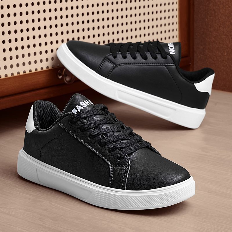 Men Skateboarding Shoes Comfortable Casual Skateboard Shoes Men Solid Leisure Sneakers Lightweight Walking Shoes Outdoor Sport Black