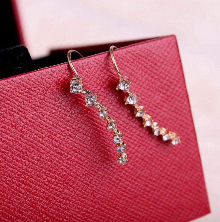 South Korean jewelry Big Dipper seven zircon earrings a row of 7 diamonds set rhinestone stars seven diamond earrings