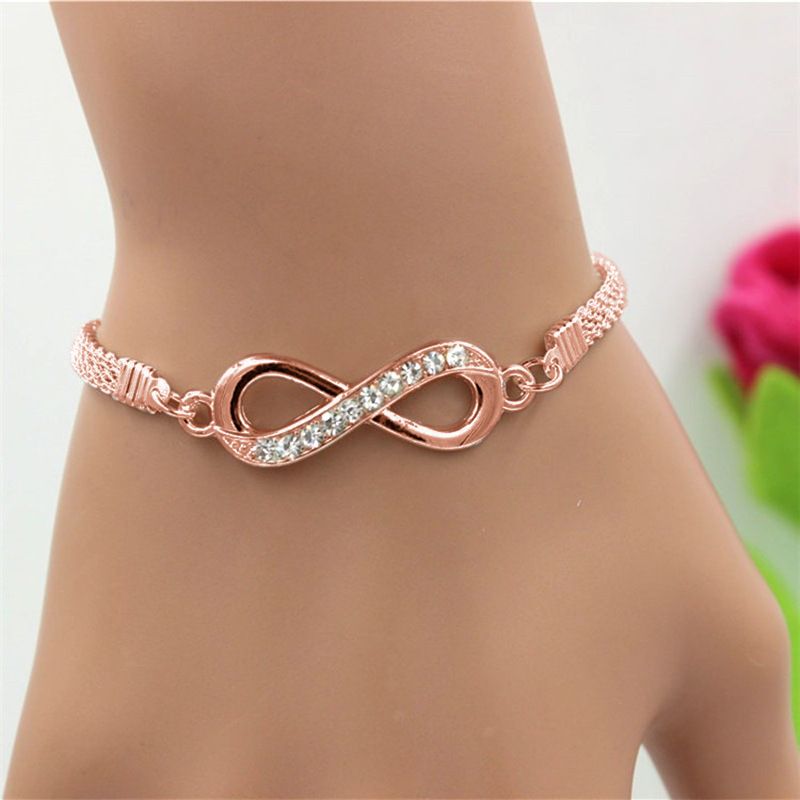 Cross-border new Ins ladies creative retro simple lucky 8-figure bracelet