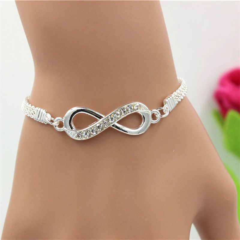 Cross-border new Ins ladies creative retro simple lucky 8-figure bracelet