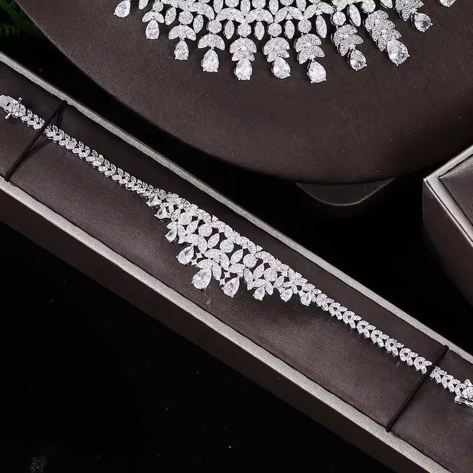 4 Pcs Luxury Cubic Zirconia Bridal Full Jewelry Set for Women Wedding Party CZ Light Drop Engagement Accessories Sets