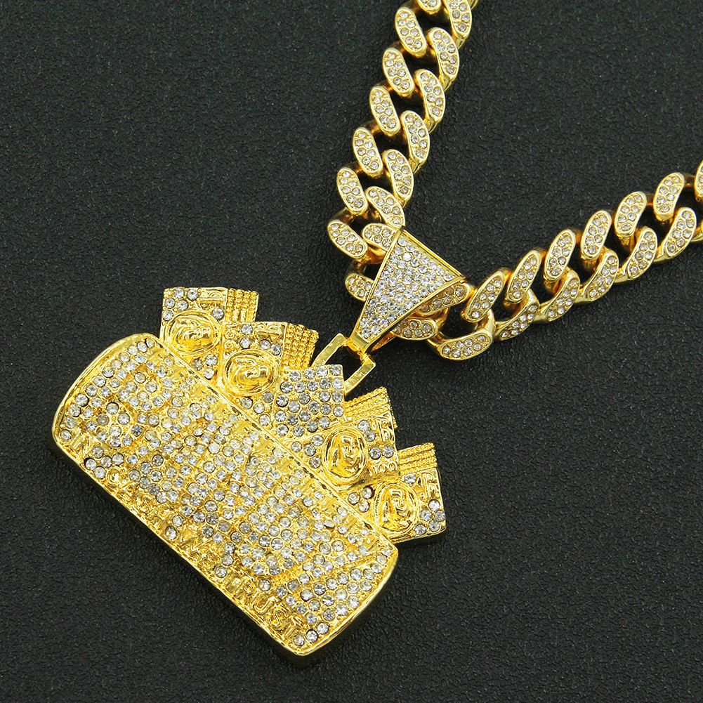 Letter Exaggerated Fashion Pendant Necklace
