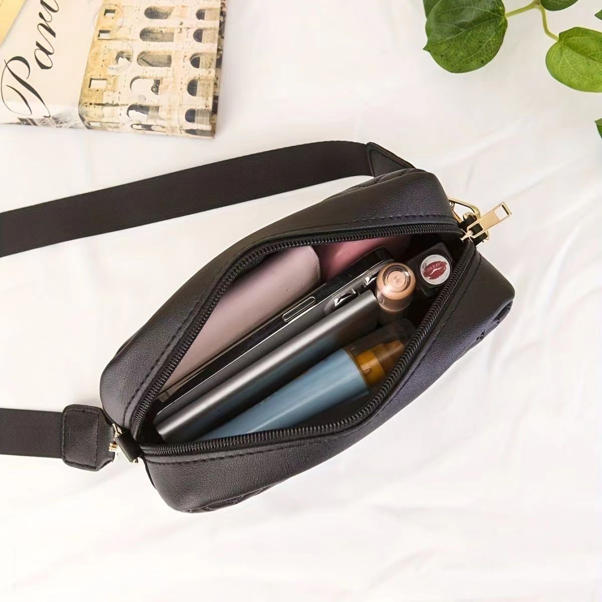 Women Quilted Small Crossbody Bag,Casual Square Handbag ,2024 New Bag Minimalist Fashionable Quilted Crossbody Bag Wallet, Trendy PU Shoulder Bag Casual Handbag  Mobile Phone Walle