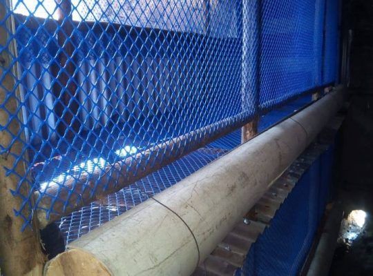 plastic Chicken mesh - 1Metre x 1 metre/ plastic durable chicken mesh