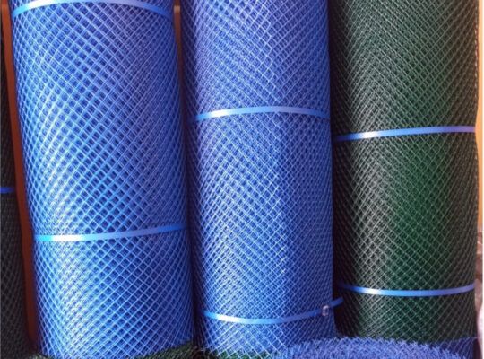 plastic Chicken mesh - 1Metre x 1 metre/ plastic durable chicken mesh