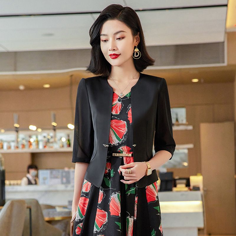 OEM Custom made Korean style button half sleeve white collar women coat jacket office ladies suit