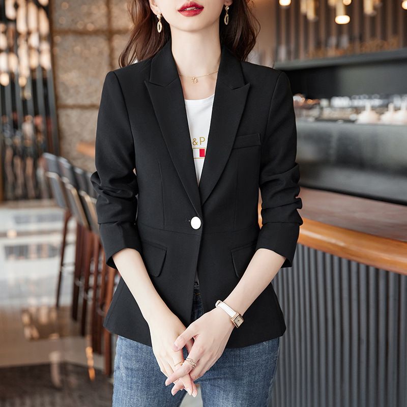 Little women in suits spring and autumn fashion casual temperament short suits for little girls.