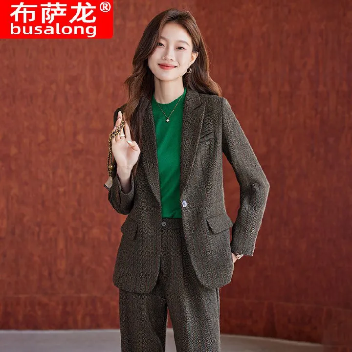 Wholesale slim fitting suits, women's office business sets, women's fashion customized women's clothing sets