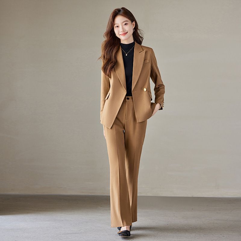 China Manufacture Minimalist Style Anti-wrinkle Blazer and Trouser Women Business Suits