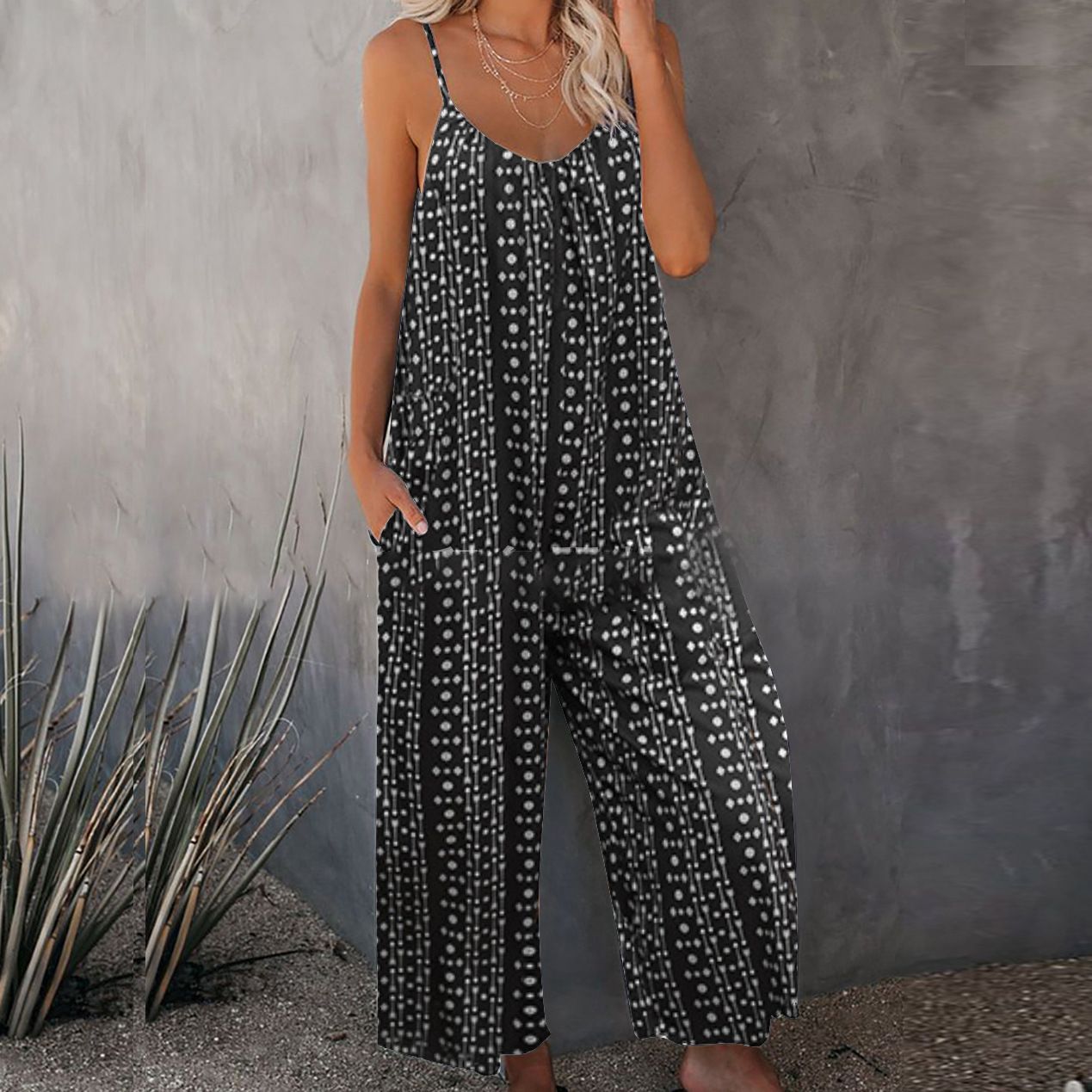 Plus Size Jumpsuits Loose Casual Sleeveless Adjustable Spaghetti Strap Stretchy Wide Leg Rompers Women Jumpsuits with Pocket