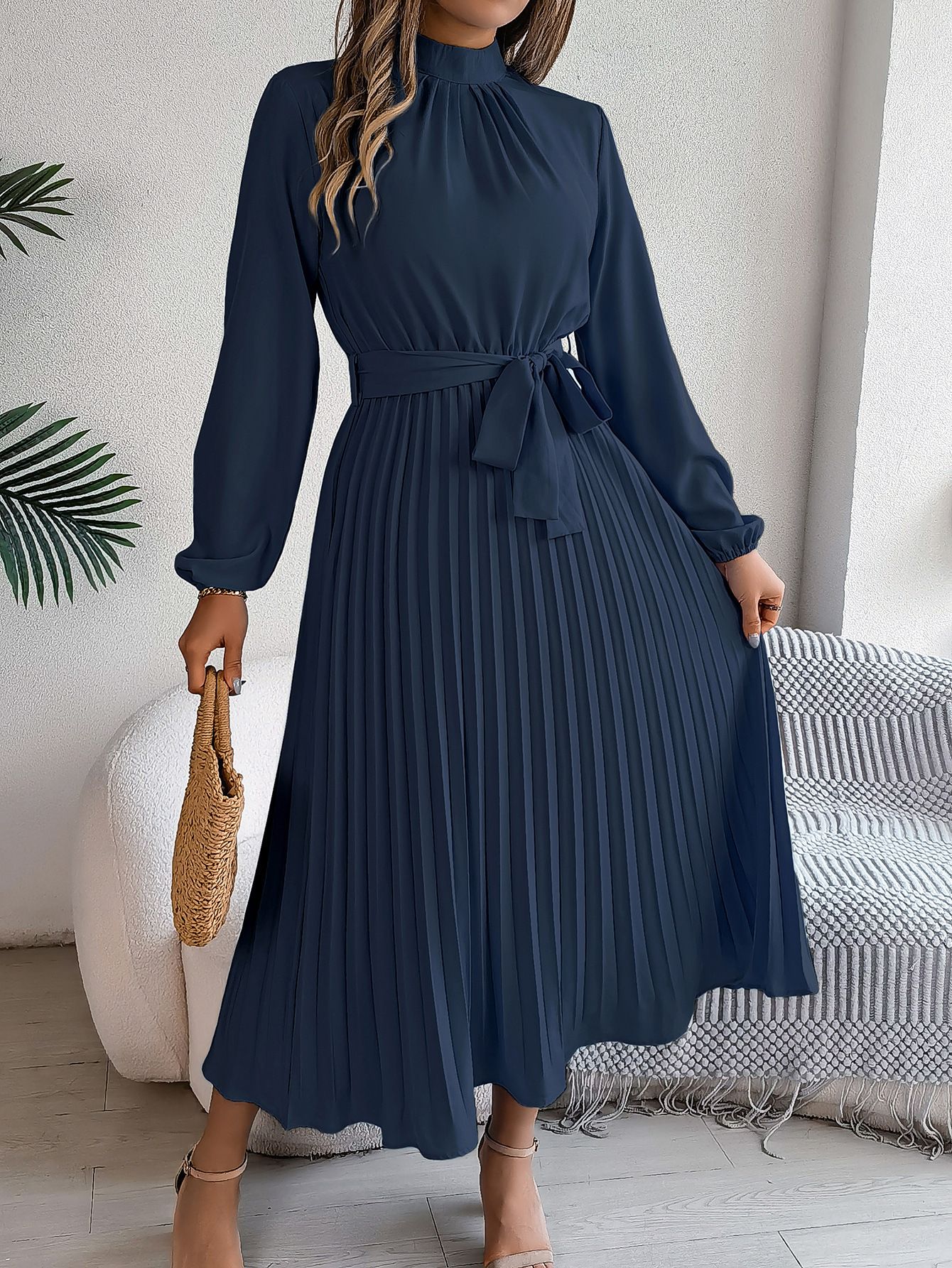 New European Autumn Fashion Solid Color Sashes Slim Waist Pleated Women Midi Dress