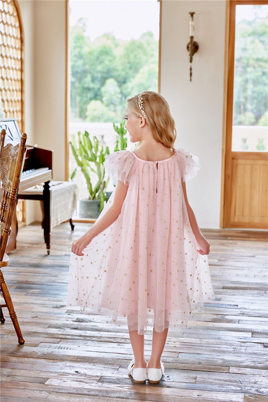 New Summer Girls Dress with Lace Skirt Flying Star Sleeves O-Neck Princess Style Casual for Children Kids Clothing for Party Birthday