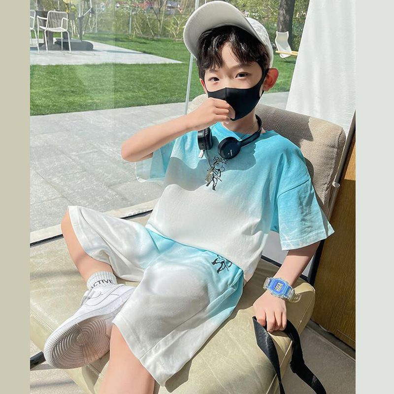 New Set of Short-sleeved Trousers for Medium and Large Children and Boys Handsome and Trendy Summer Casual Two-piece Set Casual Cotton T-Shirt Set for Boys