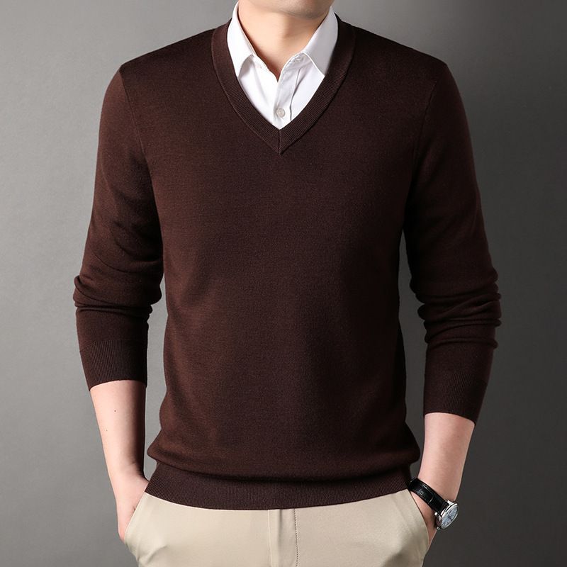 100%merino wool top dyed on cone. Knitted yarn, sweater yarn, jacquard yarn Sweaters