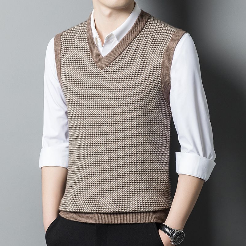 Newly Released Men's 100% Wool Winter Sweater Vest ODM Supply Knitted Weave V-Neck Collar  Waistcoat