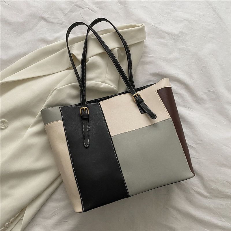 New Arrival Commuter Large-Capacity Tote Bag for Women – Trendy Fall Season Shoulder and Handbag, Stylish and Spacious