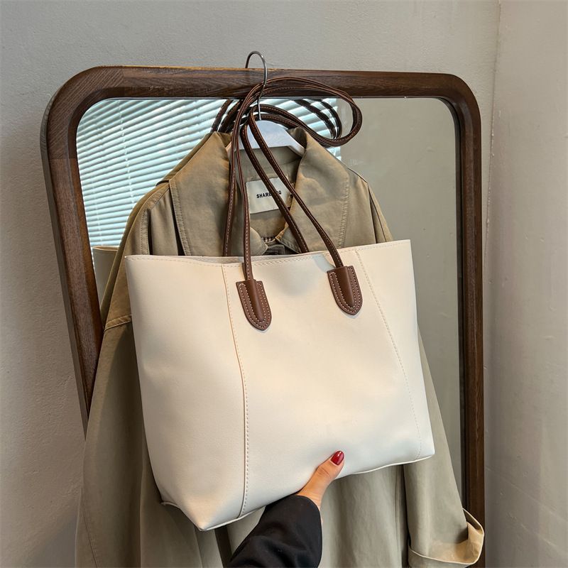 Minimalist Chic Commuter Bag for Women – Vintage Casual Large-Capacity Shoulder and Underarm Tote Bag