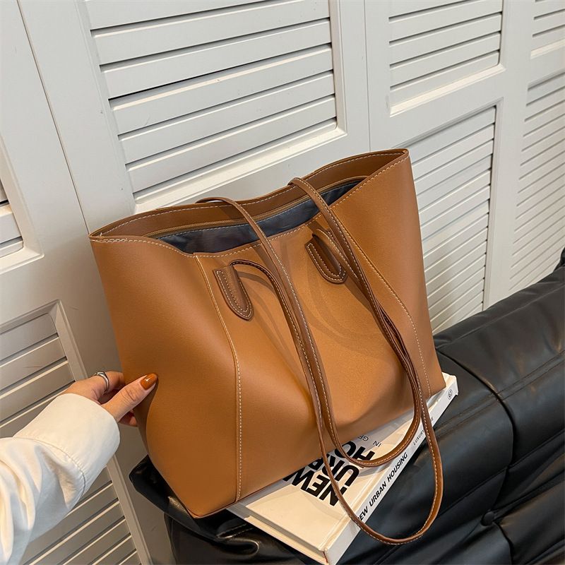 Minimalist Chic Commuter Bag for Women – Vintage Casual Large-Capacity Shoulder and Underarm Tote Bag