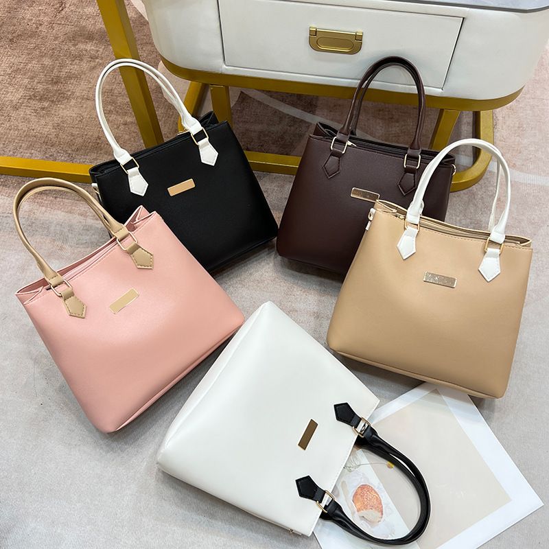 New Arrival Handbag – Classic and Stylish Double-Layer Shoulder Bag, Niche Design Women's Crossbody Bag