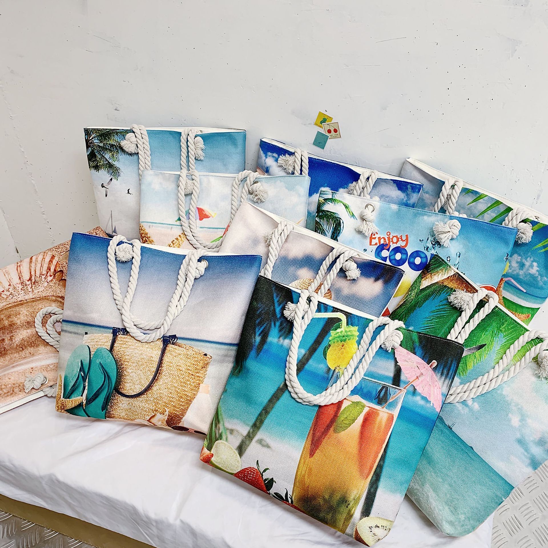 New Beach Bag – New Linen Shoulder Bag for the Beach, Simple and Stylish Canvas Bag