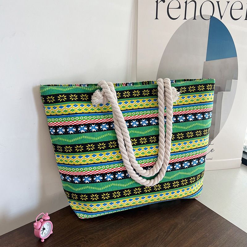 New Arrival Ethnic Style Minimalist Niche Shoulder Crossbody Commuter Bag – Stylish Women's Handbag with a High-Quality Feel