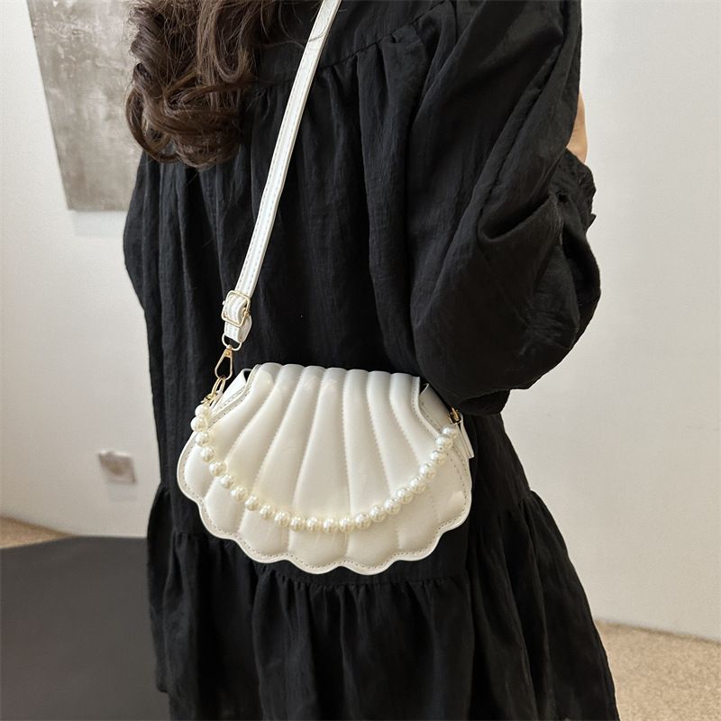 2024 summer shell bags new fashion shoulder bag simple commuter messenger Bag