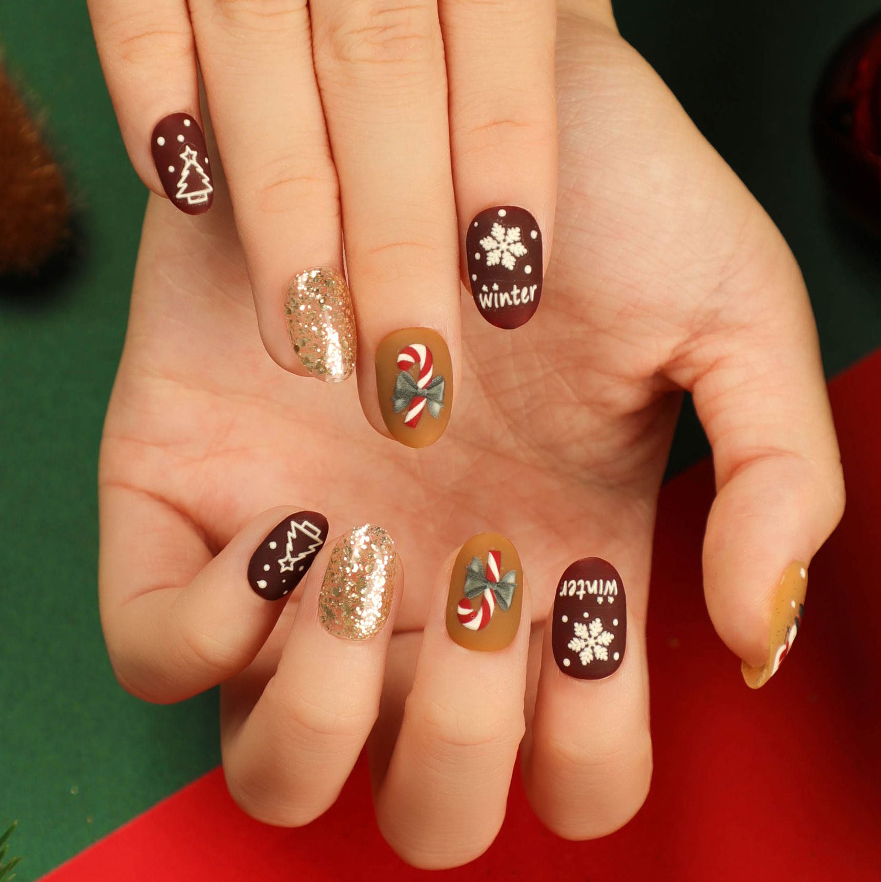 Christmas 24pcs/set False nails stickers nail art pieces wear nail special nail pieces snowflake