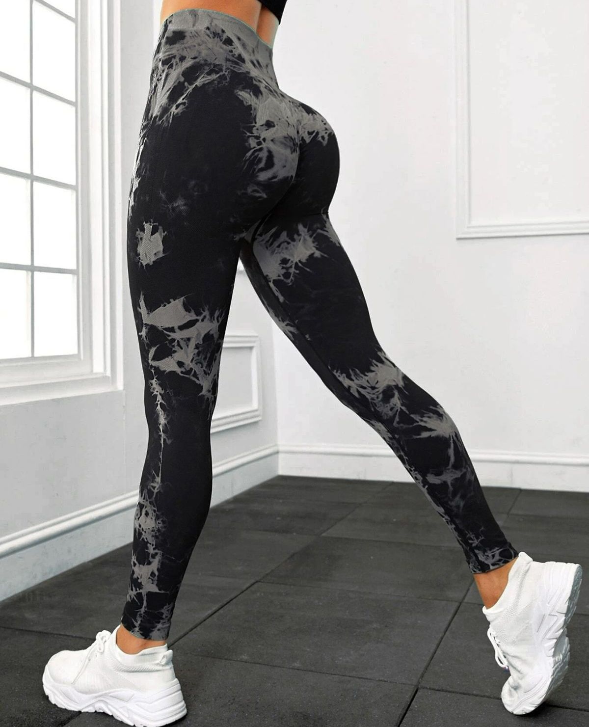 Seamless Yoga Pants Women's Tie Dye Float Yoga Clothes Printed High Waisted Hip Lifting Sports Leggings