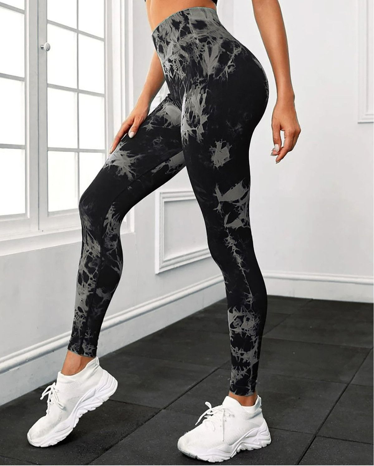 Seamless Yoga Pants Women's Tie Dye Float Yoga Clothes Printed High Waisted Hip Lifting Sports Leggings