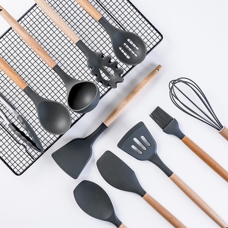 Set of 19PCS Cookware  Kitchen Utensil Set Silicone Spatula Soup Spoon Non-Stick Silicone Spatula Food Grade Household Silicone Sharp Knife Cutting Board Set