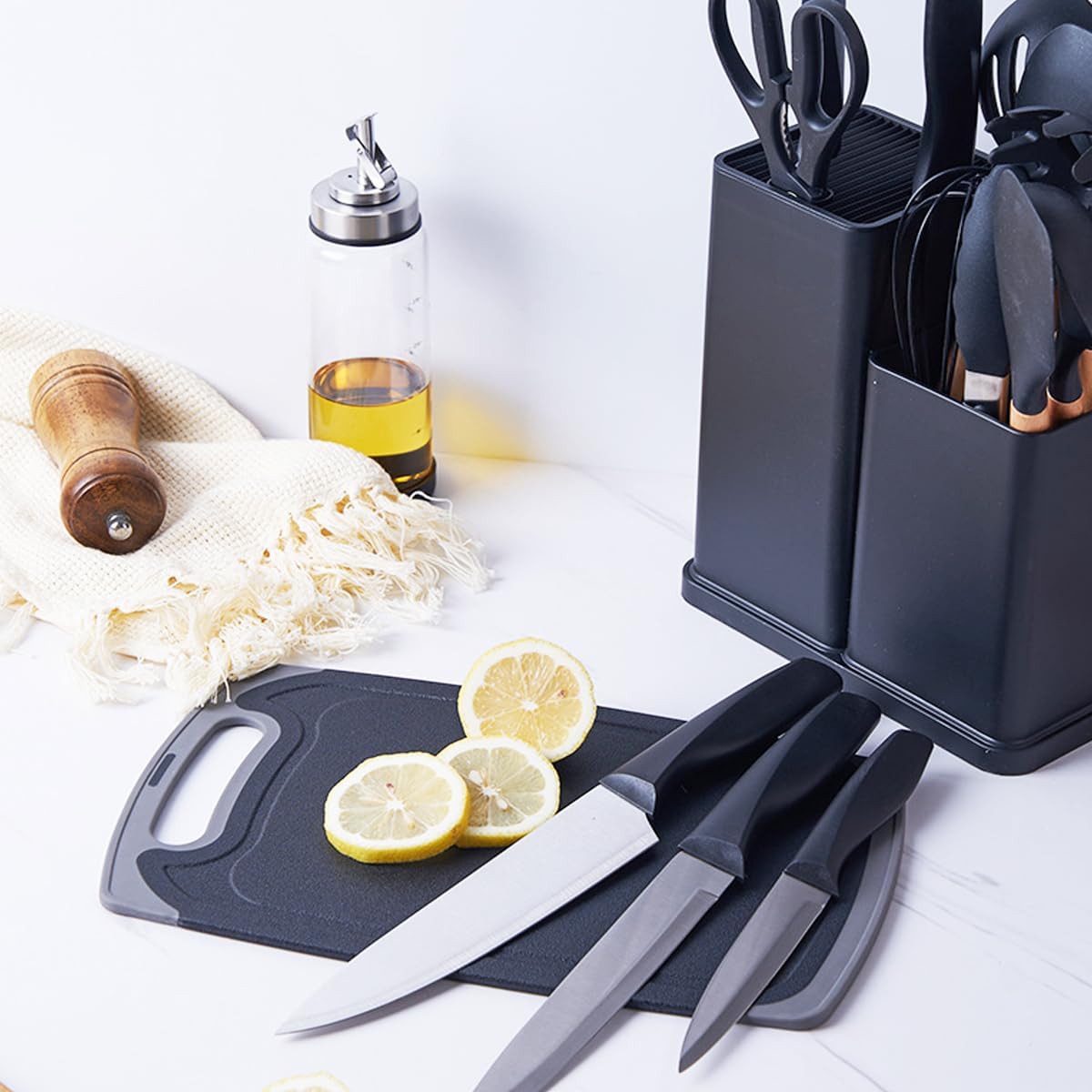Set of 19PCS Cookware  Kitchen Utensil Set Silicone Spatula Soup Spoon Non-Stick Silicone Spatula Food Grade Household Silicone Sharp Knife Cutting Board Set