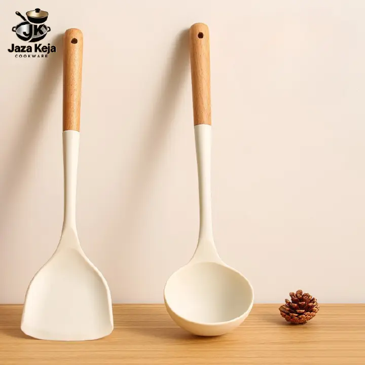Set of 2PCS  Cookware Wooden Handle Silicone Spatula Kitchen Non-Stick Cooking Silicone Spatula Spoon Set Household Cooking Spatula Soup Spoon
