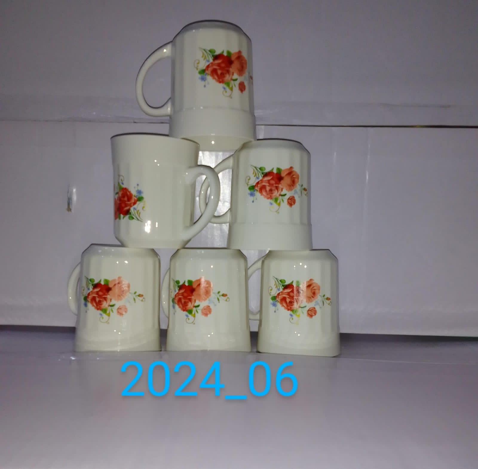 12pcs a Dozen of Small kaulo Mugs Classic Ceramic Tea, milk or Water Cups
