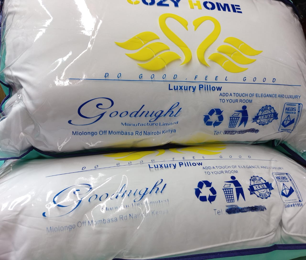 2pcs of 700gms Quality Luxury white pillows a Pair of Bed Pillow