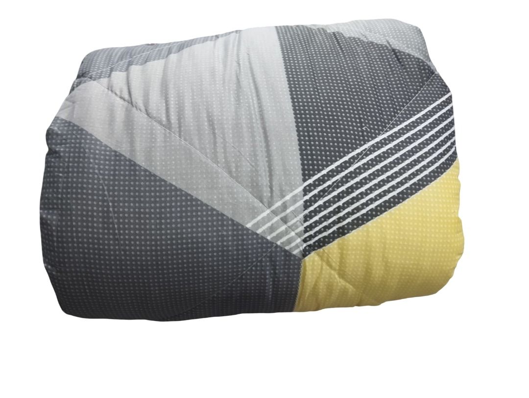 4pcs of  Cotton Duvet Set come as 1pc Duvet, 1pc Bedsheet and 2pcs Pillow Cases Size either  4*6 or 6*6