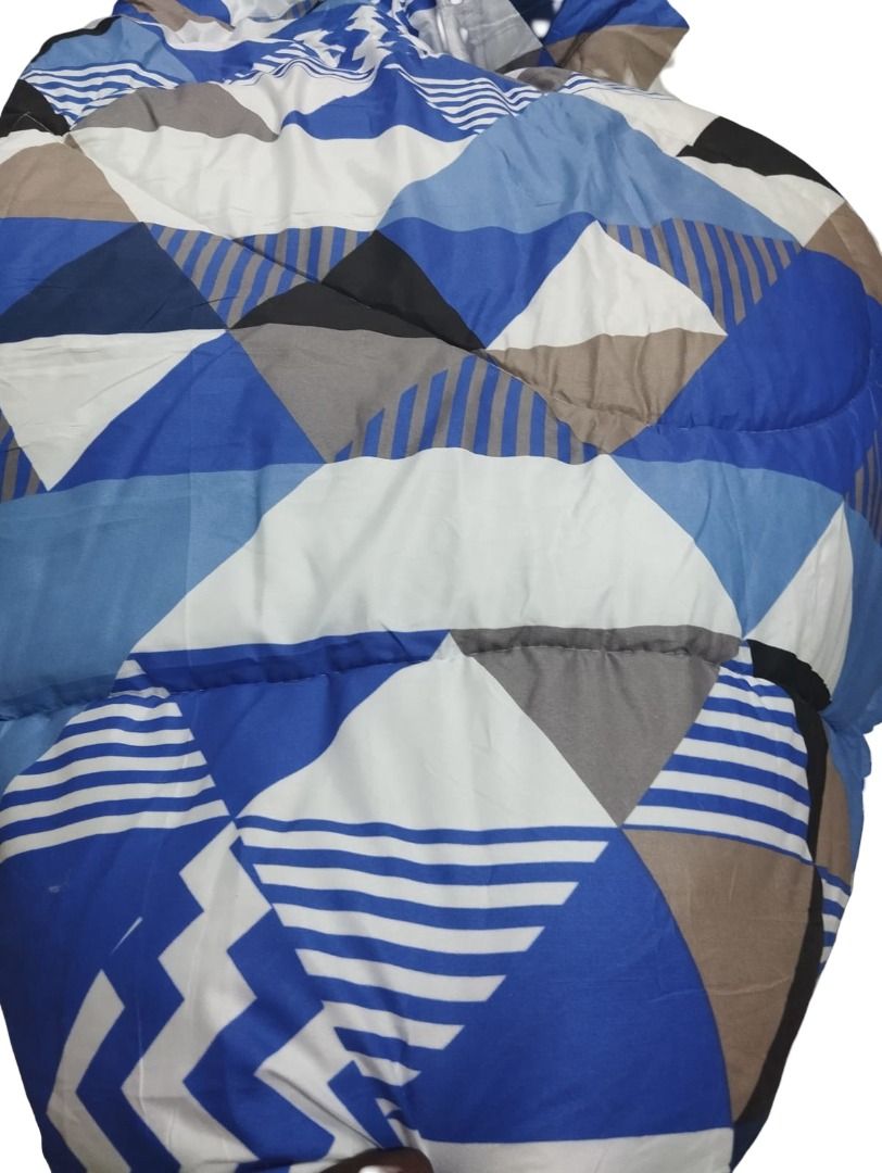 4pcs 0f 6*6 Luxury design Cotton Duvet set Comforter comes as One Duvet, One Bedsheet and 2 Pillow Cases or Pillow Covers Bedding Set