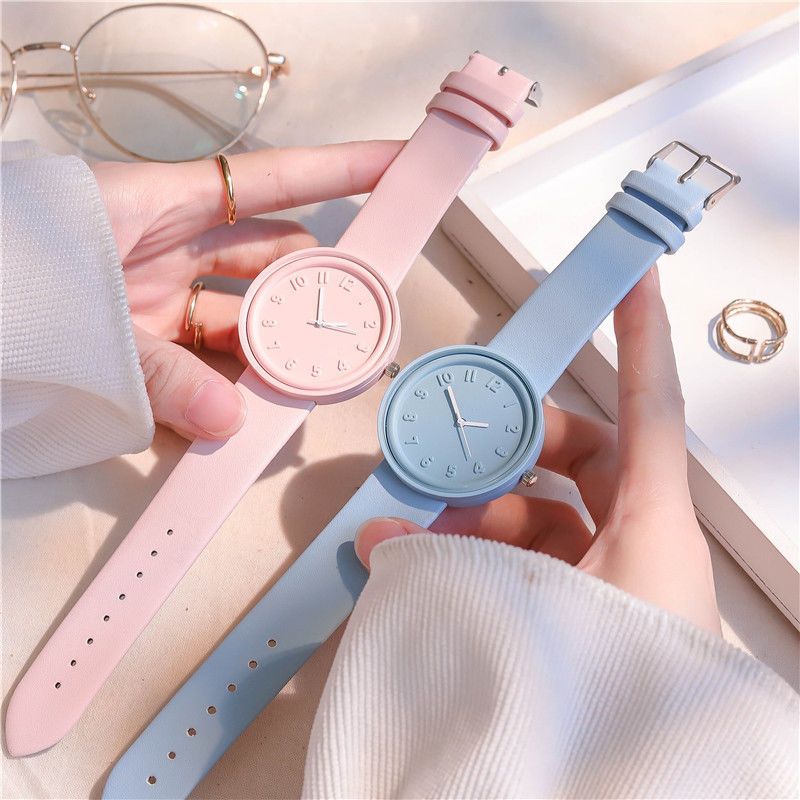 New Macaron Watches Women Wrist Watches INS Hot Ladies Watch Temperament Simple Women's Quartz Watch Retro Student Digital Clock