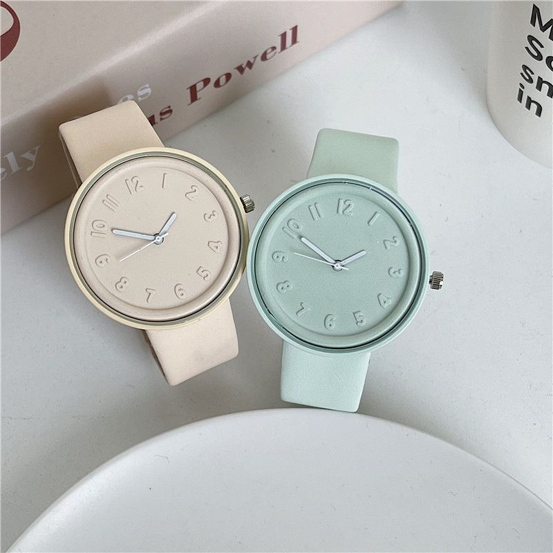 New Macaron Watches Women Wrist Watches INS Hot Ladies Watch Temperament Simple Women's Quartz Watch Retro Student Digital Clock