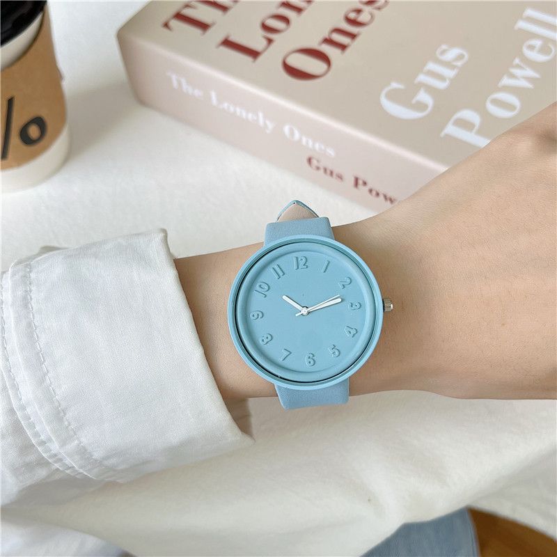 New Macaron Watches Women Wrist Watches INS Hot Ladies Watch Temperament Simple Women's Quartz Watch Retro Student Digital Clock