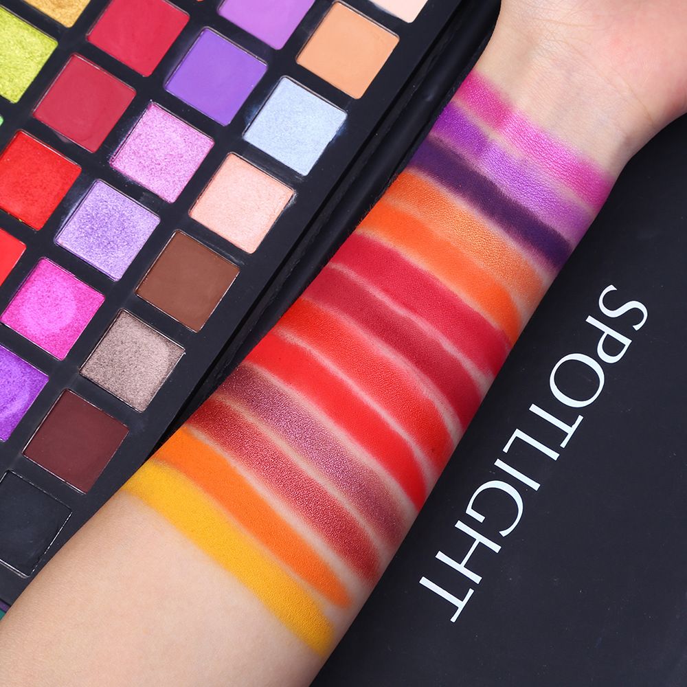 GLAZZI Spotlight 40 Color Eye Shadow Palette Artist Shimmer Glitter Matte Pigmented Eyeshadow Makeup