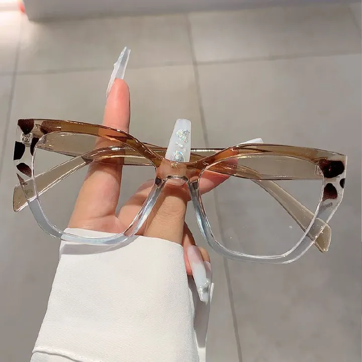 New Fashion Retro Cat Eye Glasses Frame Trend Flat Light Eyeglasses Women Simple Cateye Anti Blue Light Computer Glasses