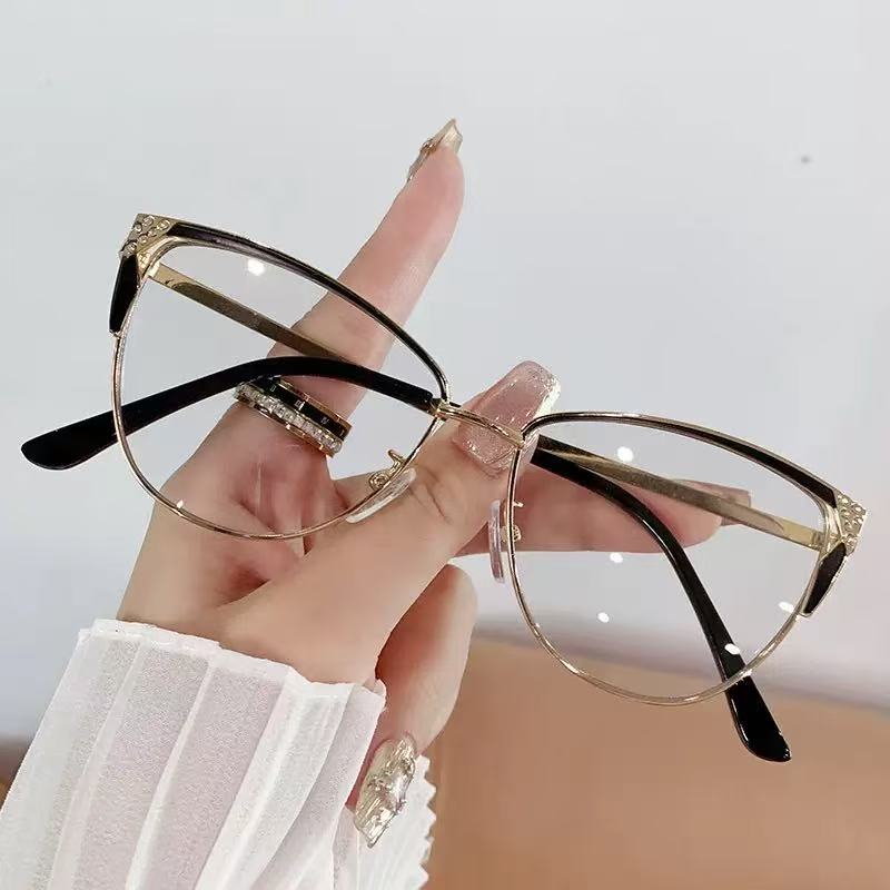 Fashion Cat Eye Frames Photochromic Glasses Metal Frames Color Changing Anti Blue Glasses  Eyewear Frames