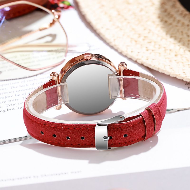 6-Piece Set 2025 New Cartoon Bunny Leather Strap Quartz Wristwatch 5 Matching Chain Bracelets Red Jewelry Gift Set for Women Girls Fashion Accessories