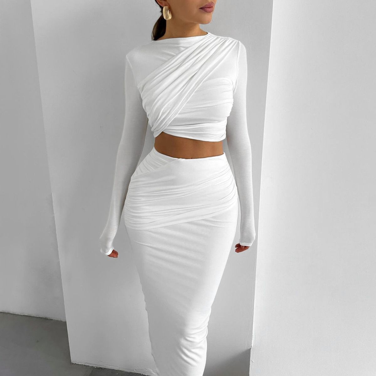 Women’s Long Sleeve Crop Top and Bodycon Skirt Set European Style Fashion Outfit Inst Trend 2-Piece Set for Women Two-Piece Outfits