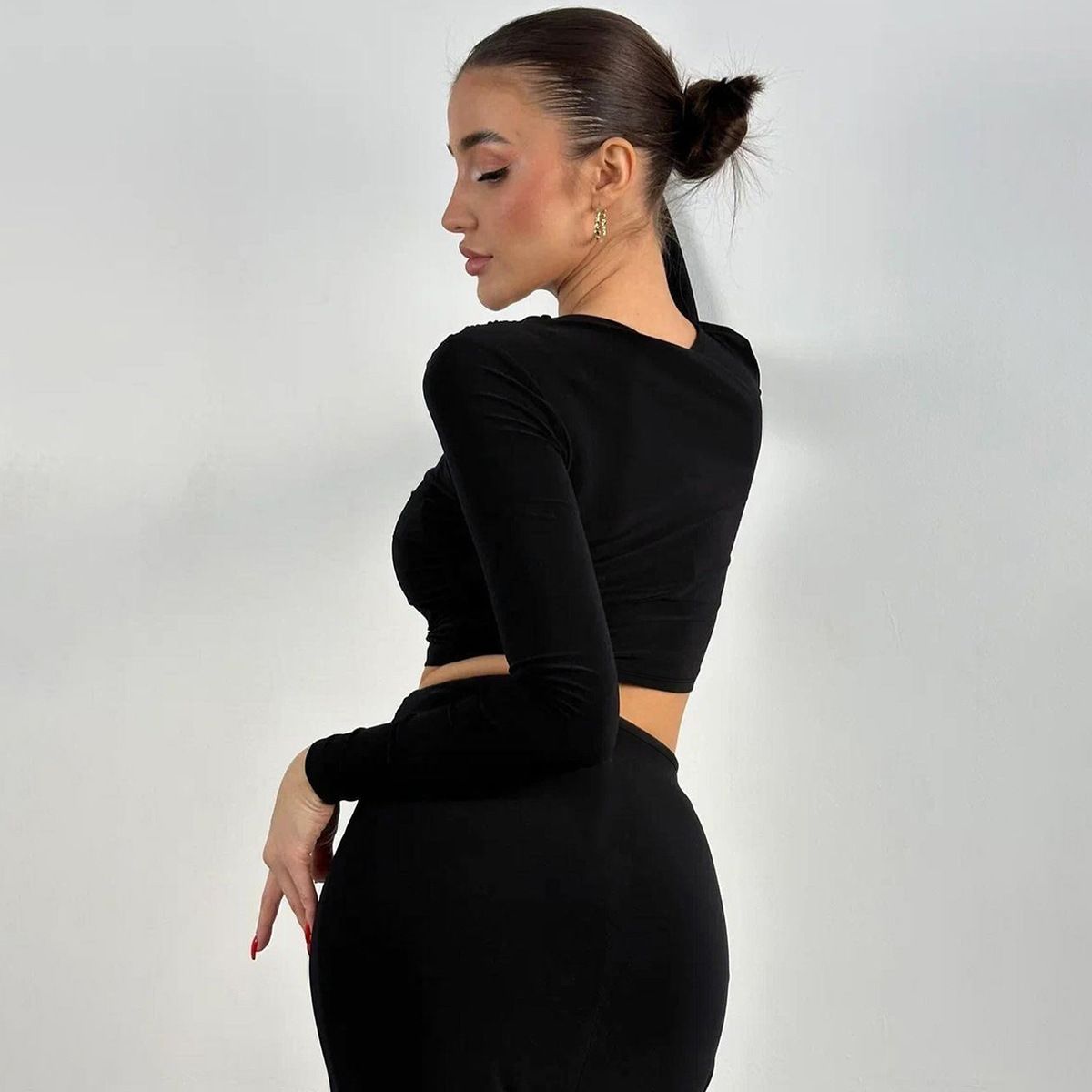 Women’s Long Sleeve Crop Top and Bodycon Skirt Set European Style Fashion Outfit Inst Trend 2-Piece Set for Women Two-Piece Outfits