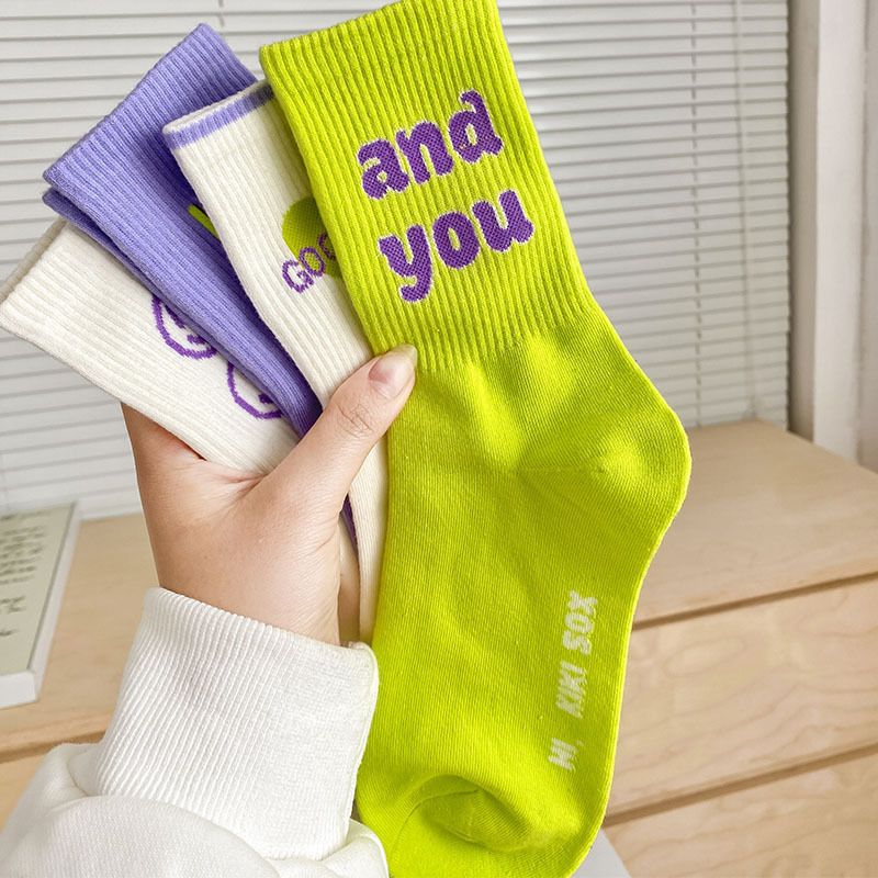 4 Packs Smiley Face Letter Socks for Women Korean Style Trendy Streetwear Skateboard Socks INS Hot Fashion Sports Socks Casual High Tube Student Socks Stylish Long Cotton Crew Socks for Girls