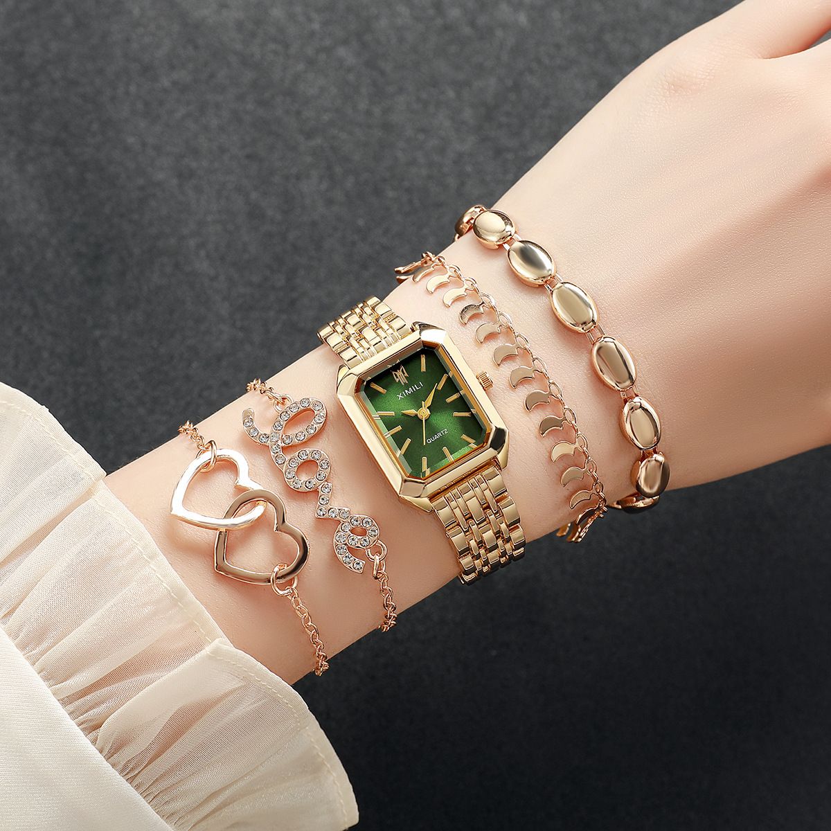 5-piece Set Fashionable New Style Versatile Square Women's Watch INS Style Steel Strap 4-piece Bracelet Metal Strap Heart-shaped Bracelet Gift Set Suitable For Women Girls' Fashion Accessories