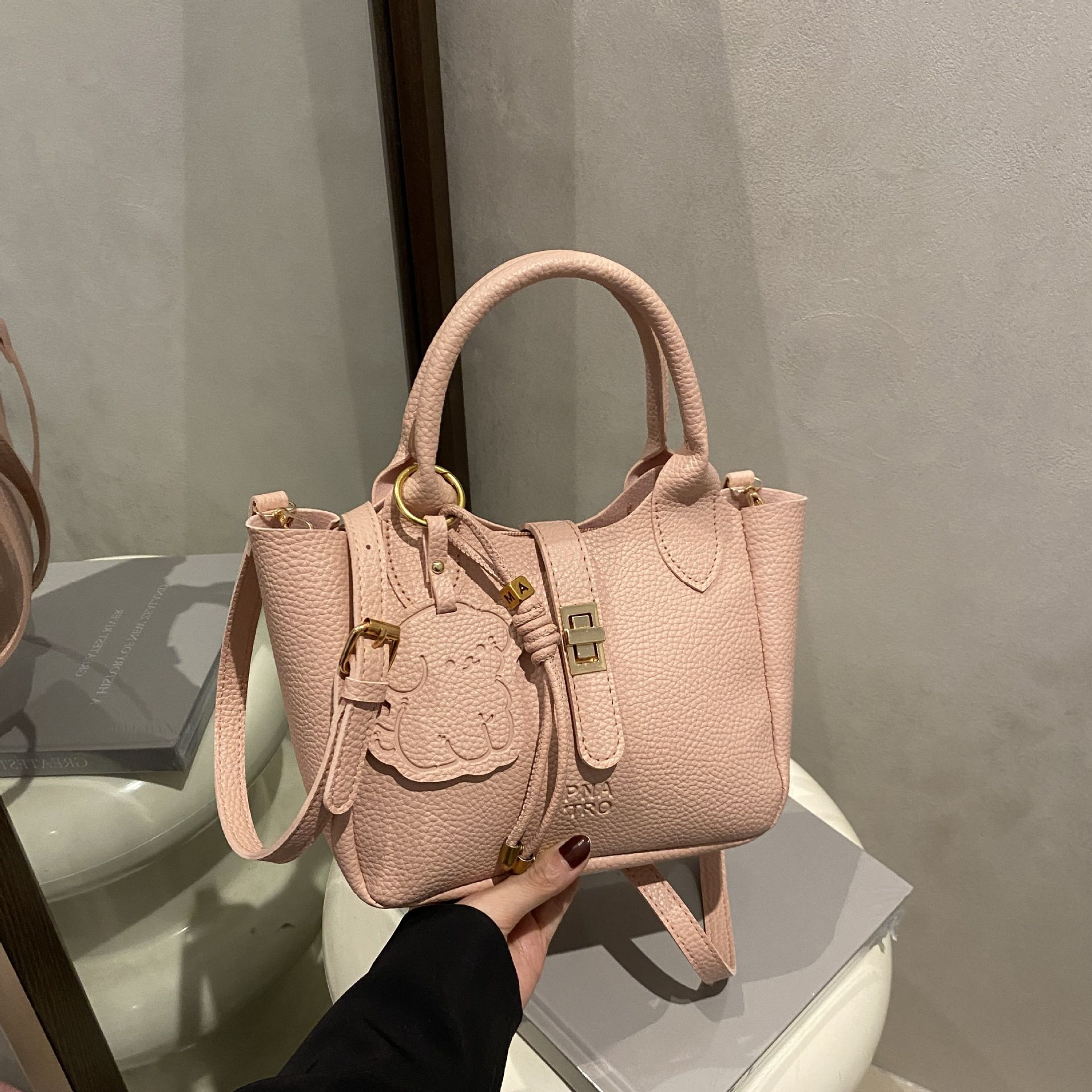 Ladies Handbag Mini Bucket Bag Crossbody Sling Bag Small Shoulder Tote Purse with Top Handle, Casual Versatile PU Leather Bag for Women Casual Versatile Bag with Cute Puppy Pendant Charm